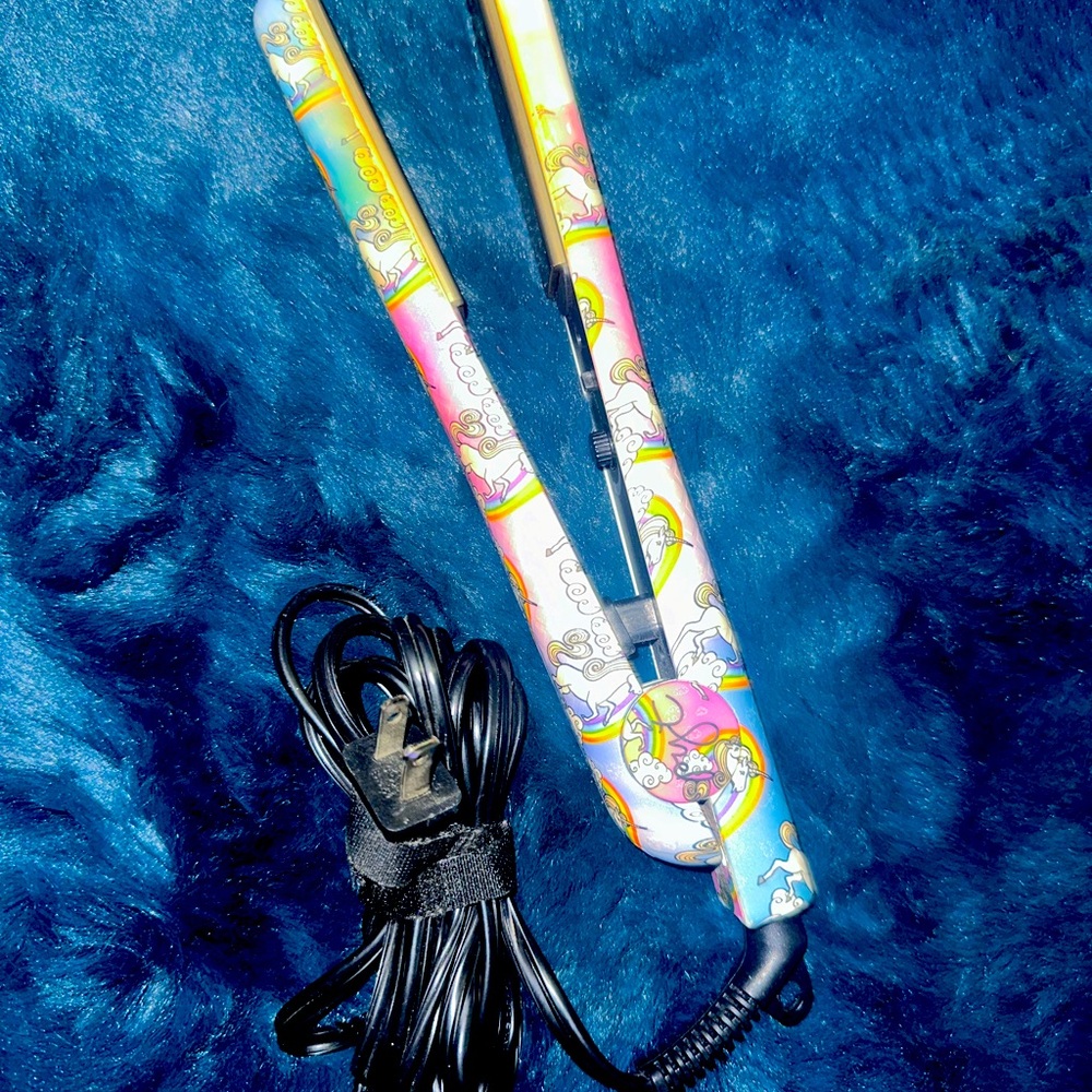 PYT hair straightener